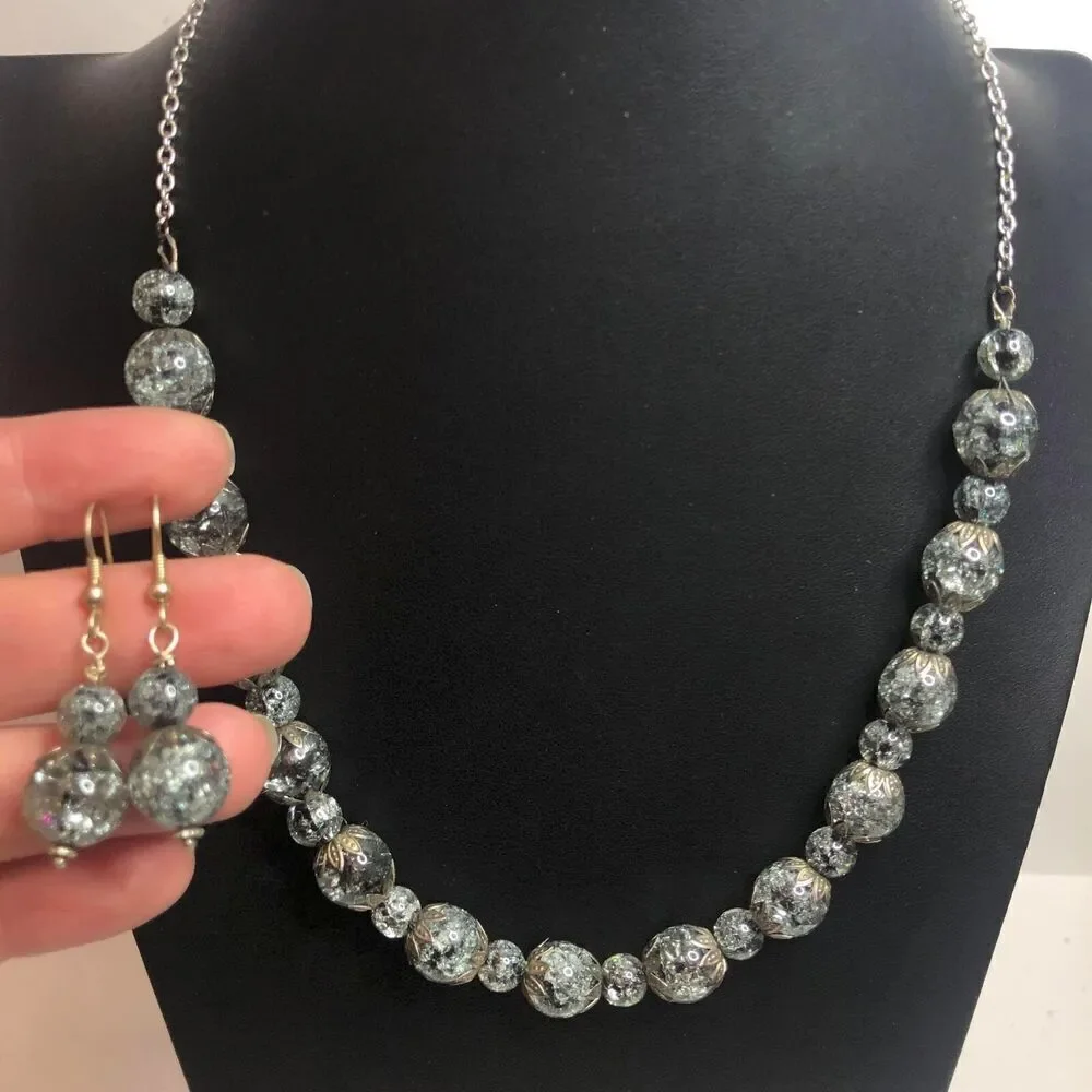 1491 Vintage crackled sparkle glass necklace & Earring sent 21" long - Picture 1 of 3